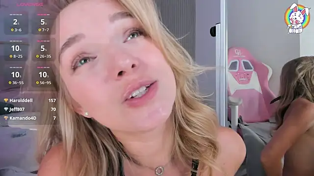 VirginChloe webcam