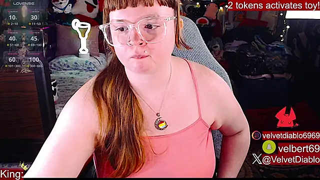 VelvetDiablo live cam