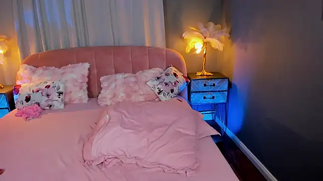 AmedeeaBanks webcam