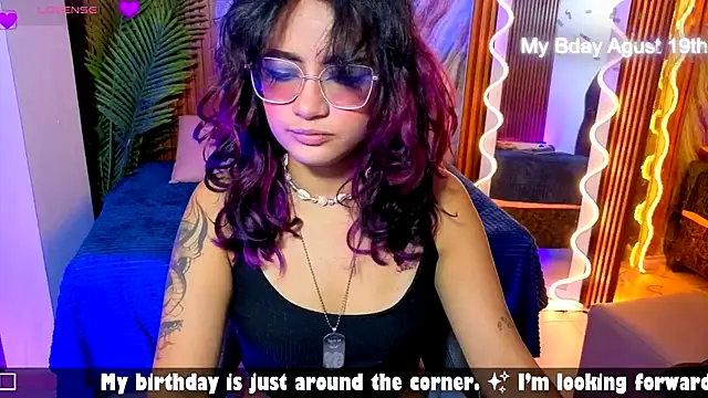 kristen_tay webcam