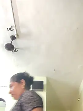 yamini1431 webcam