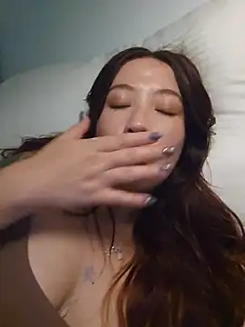 lunnaa_ webcam