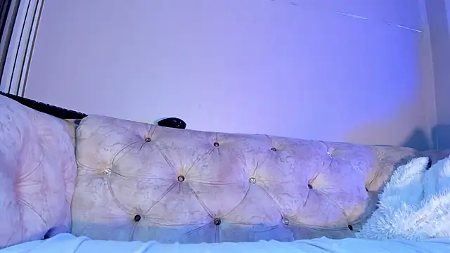 CHLOE_BLOWJOB webcam