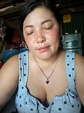 sary-hot2x webcam
