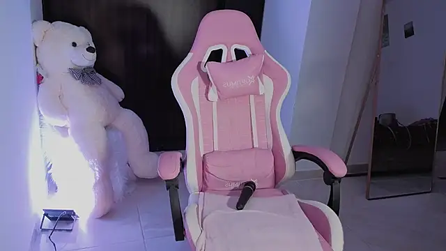 simpson_alice webcam