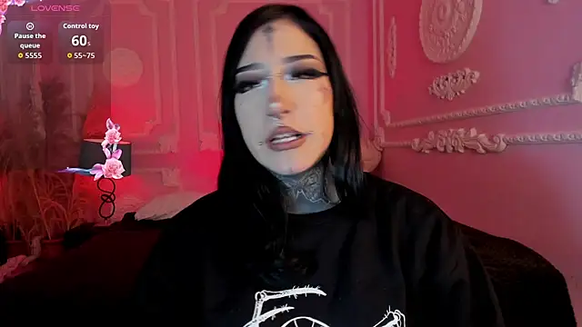 Kat_VonDe webcam