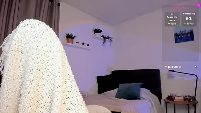 moonhelen webcam
