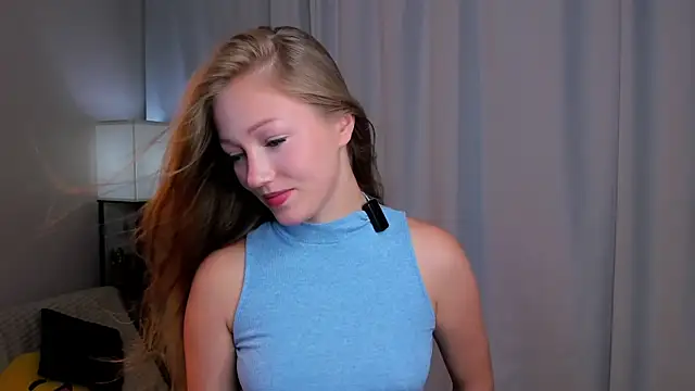 NanceeFinlay webcam