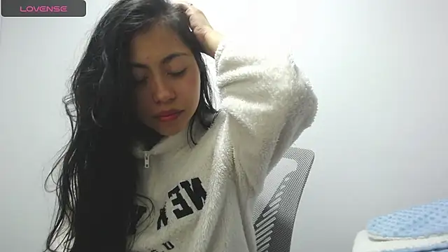 TIFFANNY_KER_M webcam