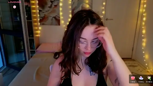 MilenaSaint webcam