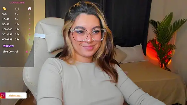 dakottaa_ webcam