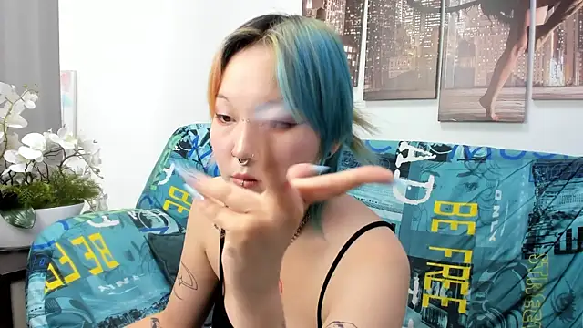 Cute__Kiko webcam