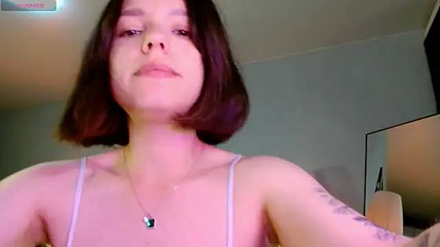 Maya_Campbell webcam