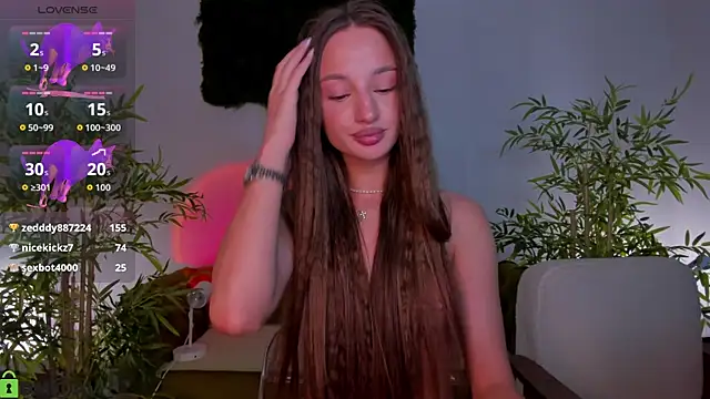miiss__lulu live cam on StripChat