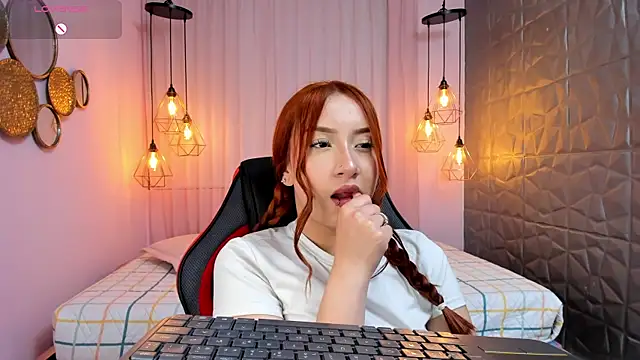 Magic_amberr webcam
