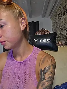 kylie_blck webcam