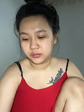 Almira6868 webcam