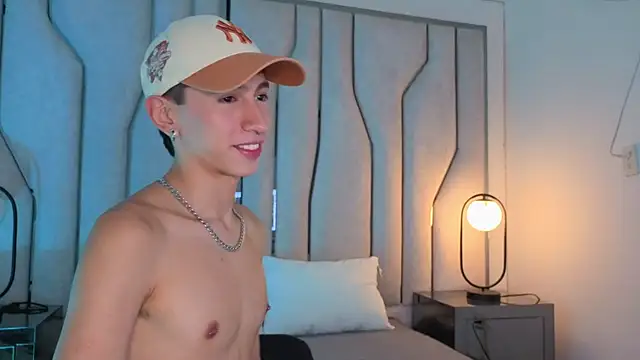 lian_cameron webcam