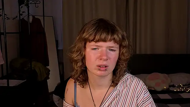 VioletDesiree webcam