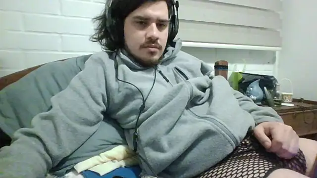 hung_weeb webcam