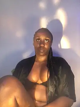 Lola_Davis6