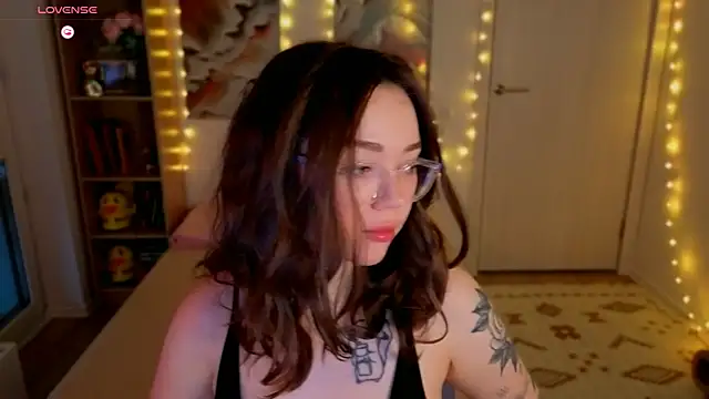 MilenaSaint webcam