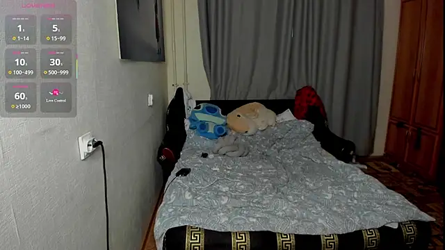 monica__elder webcam