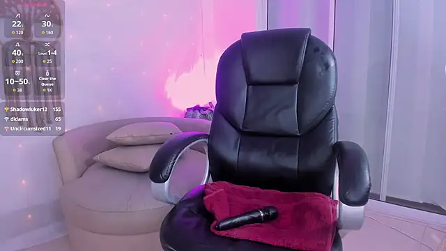 Ginni_charlotte webcam