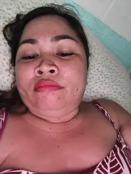 Sweetlorie_83 webcam