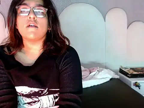 jessie_dark30 webcam