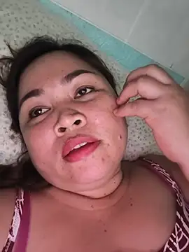 Sweetlorie_83 webcam