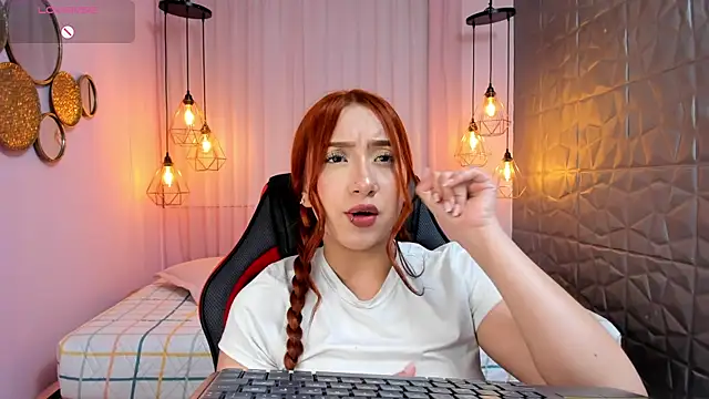Magic_amberr webcam