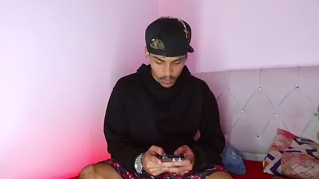 Angel_foxc13 webcam