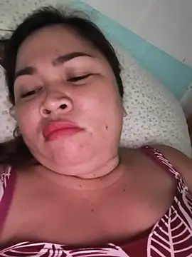 Sweetlorie_83 webcam
