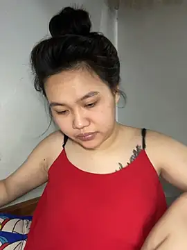 Almira6868 webcam