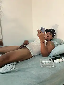bigdick211292 webcam