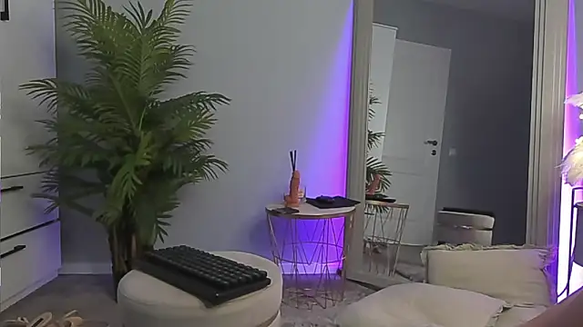 SukiReeve webcam