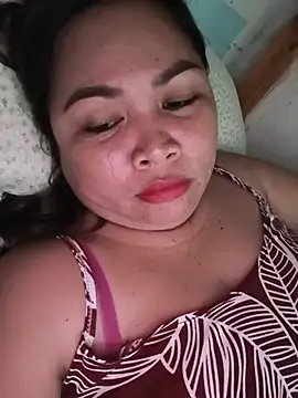 Sweetlorie_83 webcam