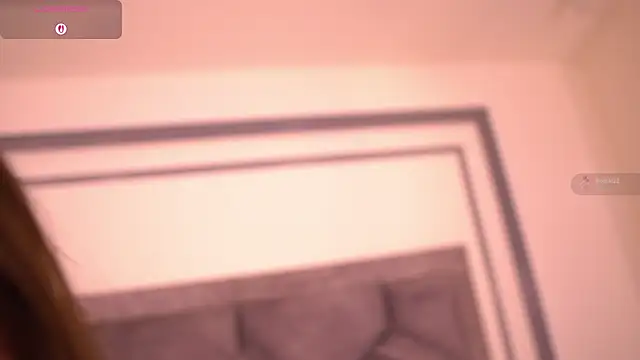 MiaKay1 webcam