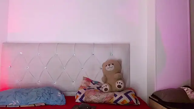 Angel_foxc13 webcam
