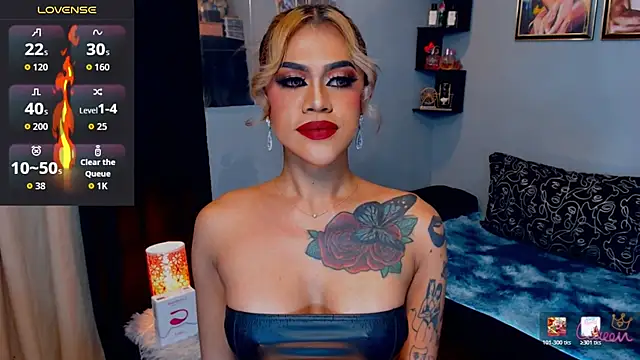 StellaStrong30 live cam on StripChat