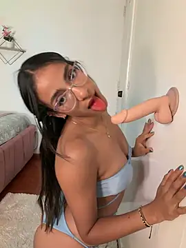 elegant__rouse webcam