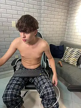Nicola_hard webcam