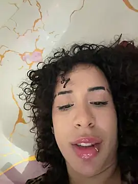 Woo_isDaphne webcam