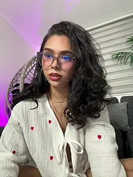 Samantha_Bernardo live cam