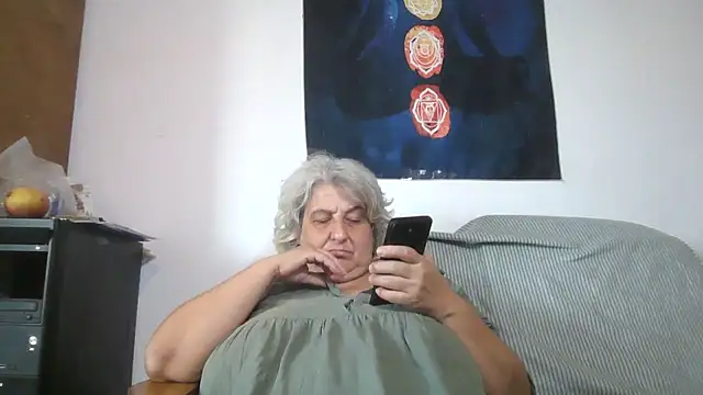 ExquisiteMature webcam