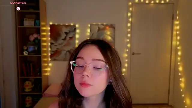 MilenaSaint webcam
