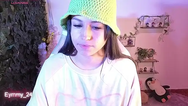 eymmy_24 - Eymmy_24's free webcam - UK Sex Cams