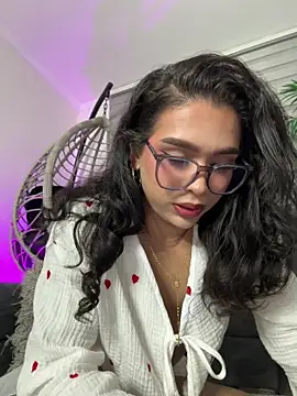 Samantha_Bernardo webcam