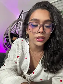 Samantha_Bernardo webcam